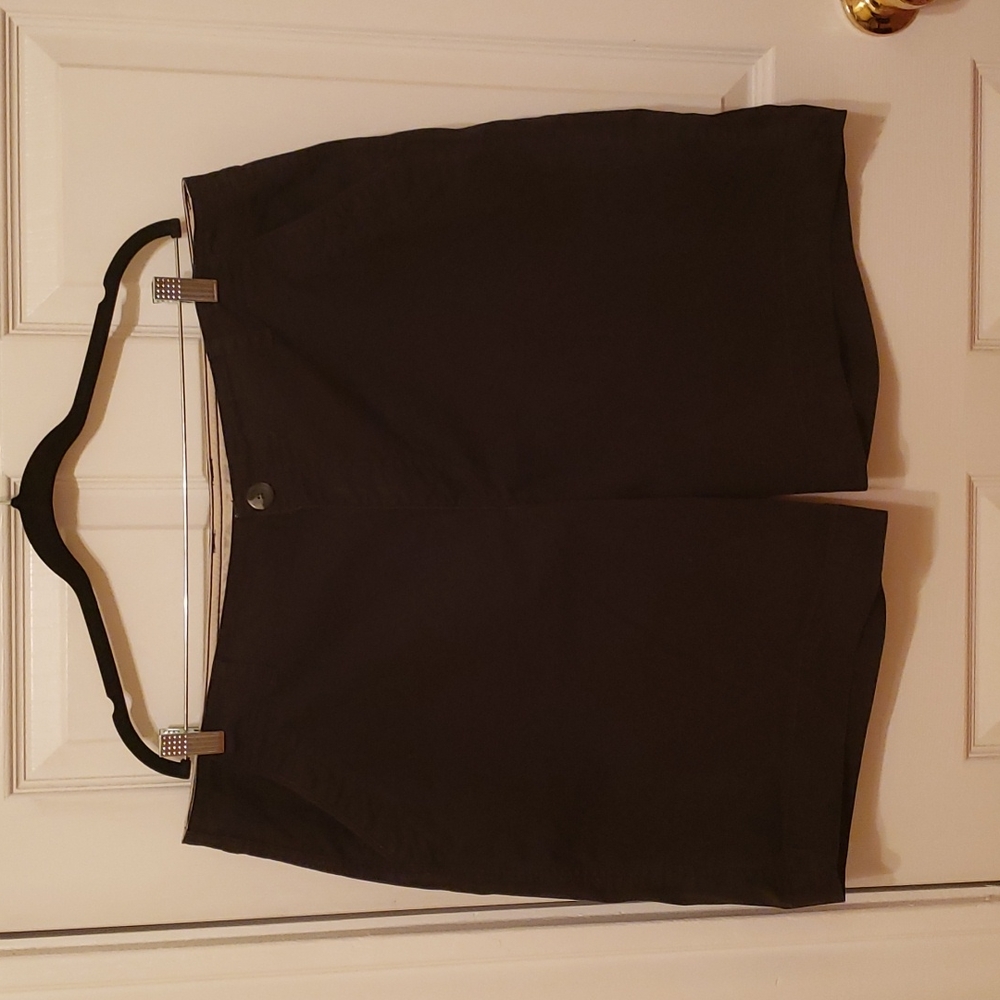 Eddie Bauer Blakely shorts in black